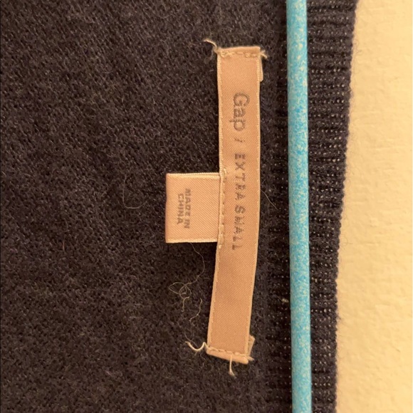 Blue Sweater with detailed sleeves - Picture 2 of 2